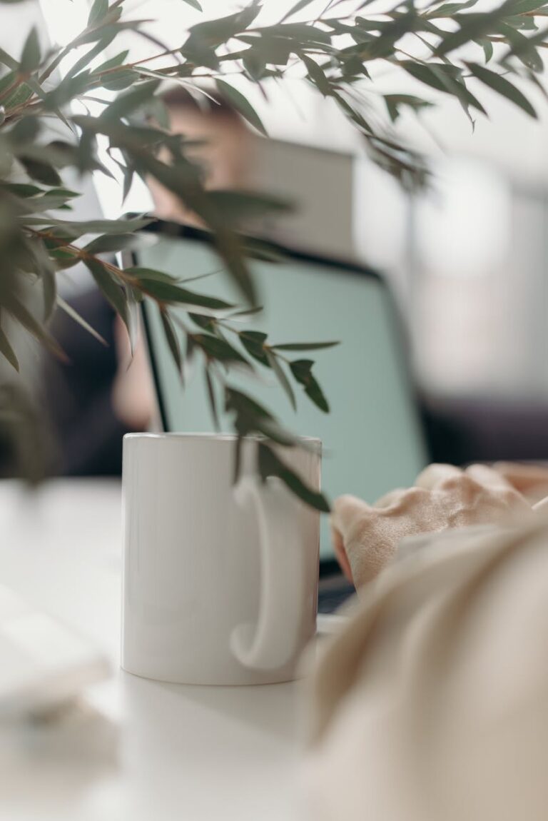 Minimalist Digital Habits That Keep Your Devices Clean and Fast